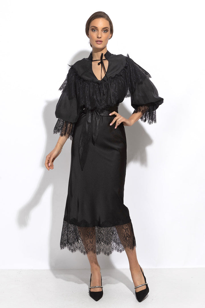 FLARED SKIRT WITH LACE TRIM IN BLACK - ESSENTIALS JIORO РАЗКРОЕНА ПОЛА С ДАНТЕЛЕН КАНТ В ЧЕРНО – ESSENTIALS JIORO
