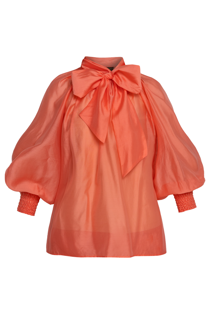 BOHEMIAN PAPAYA LYOCELL BLOUSE WITH PUFF SLEEVES AND TIE-FRONT COLLAR - ESSENTIALS JIORO БОХЕМСКА РИЗА ОТ ЛИОЦЕЛ В ЦВЯТ ПАПАЯ С БОГАТИ РЪКАВИ И ВРЪЗКА - ESSENTIALS JIORO