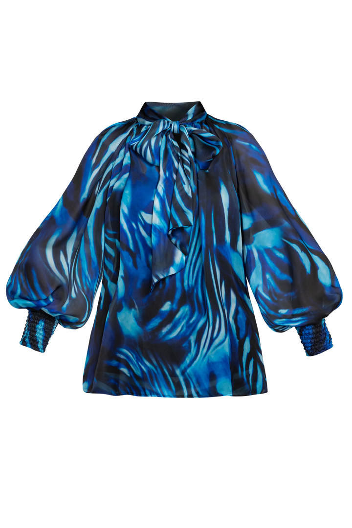 BOHEMIAN BLOUSE WITH PUFF SLEEVES AND TIE-FRONT COLLAR - SHADES OF BLUE JIORO БОХЕМСКА РИЗА ОТ ШИФОН С БОГАТИ РЪКАВИ И ВРЪЗКА - SHADES OF BLUE JIORO