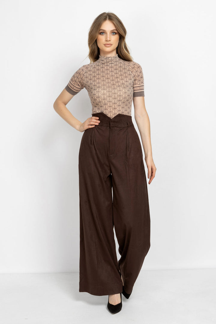 SHORT-SLEEVE MODAL TOP - MOCHA MOUSSE LOGO