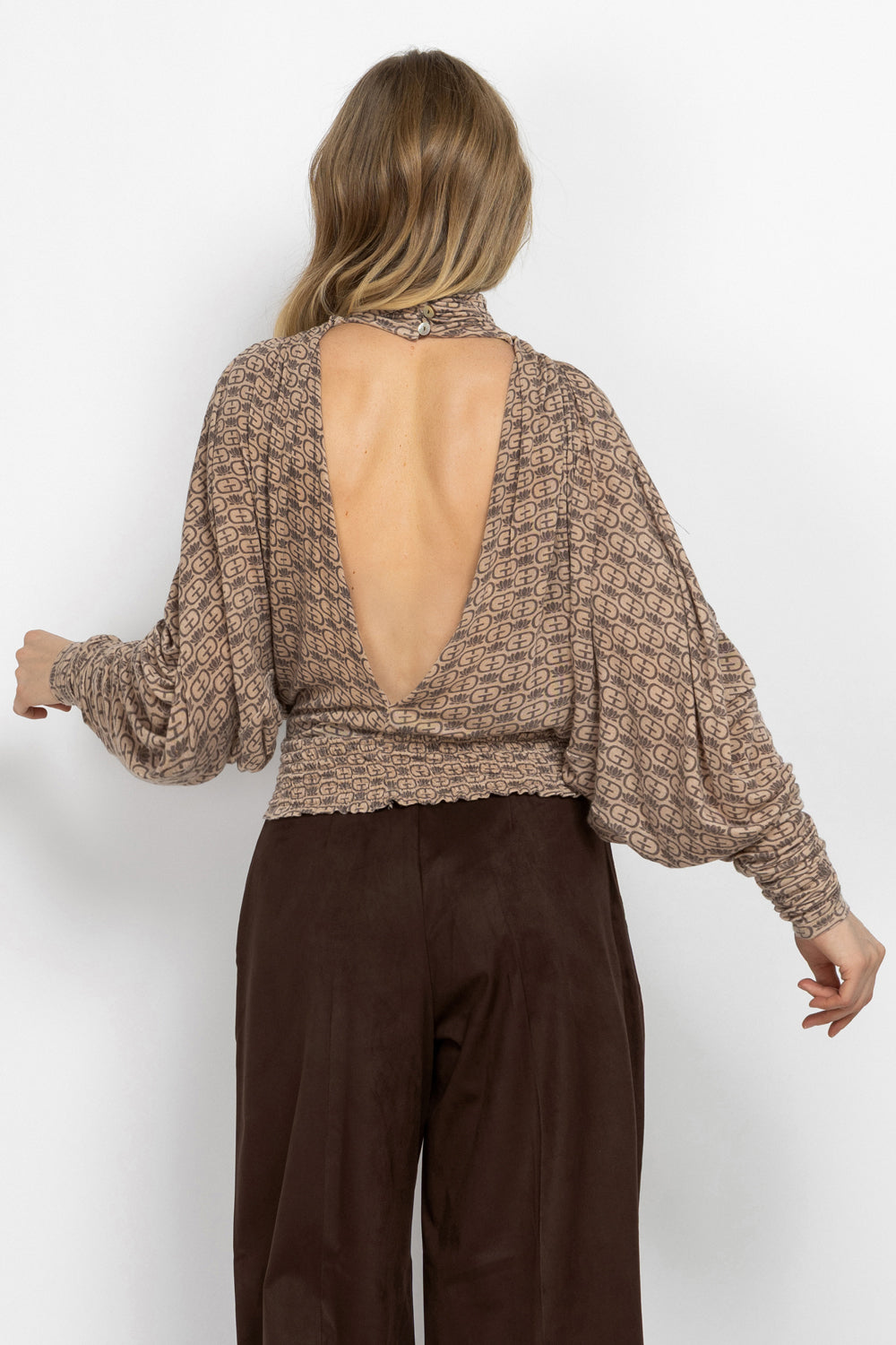 MODAL BATWING TURTLENECK TOP - MOCHA MOUSSE LOGO