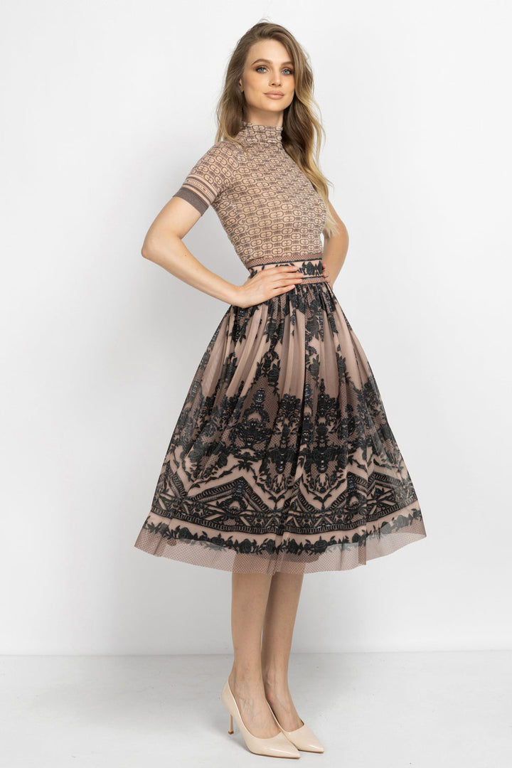 SHORT-SLEEVE MODAL TOP - MOCHA MOUSSE LOGO