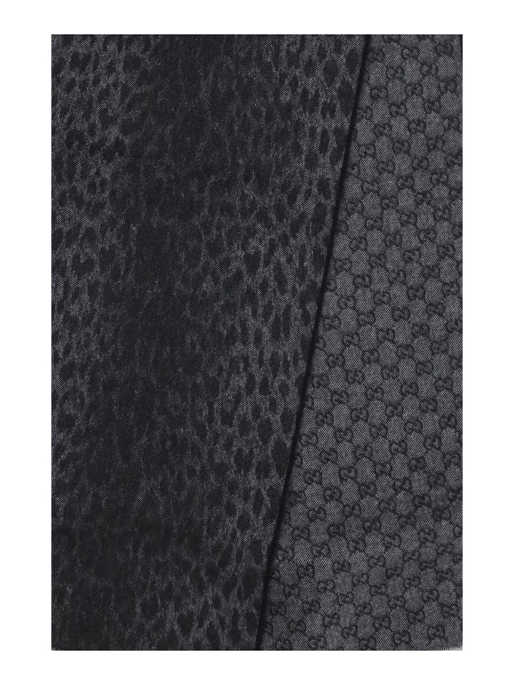 Leopard-print wool Scarf with monogram 3