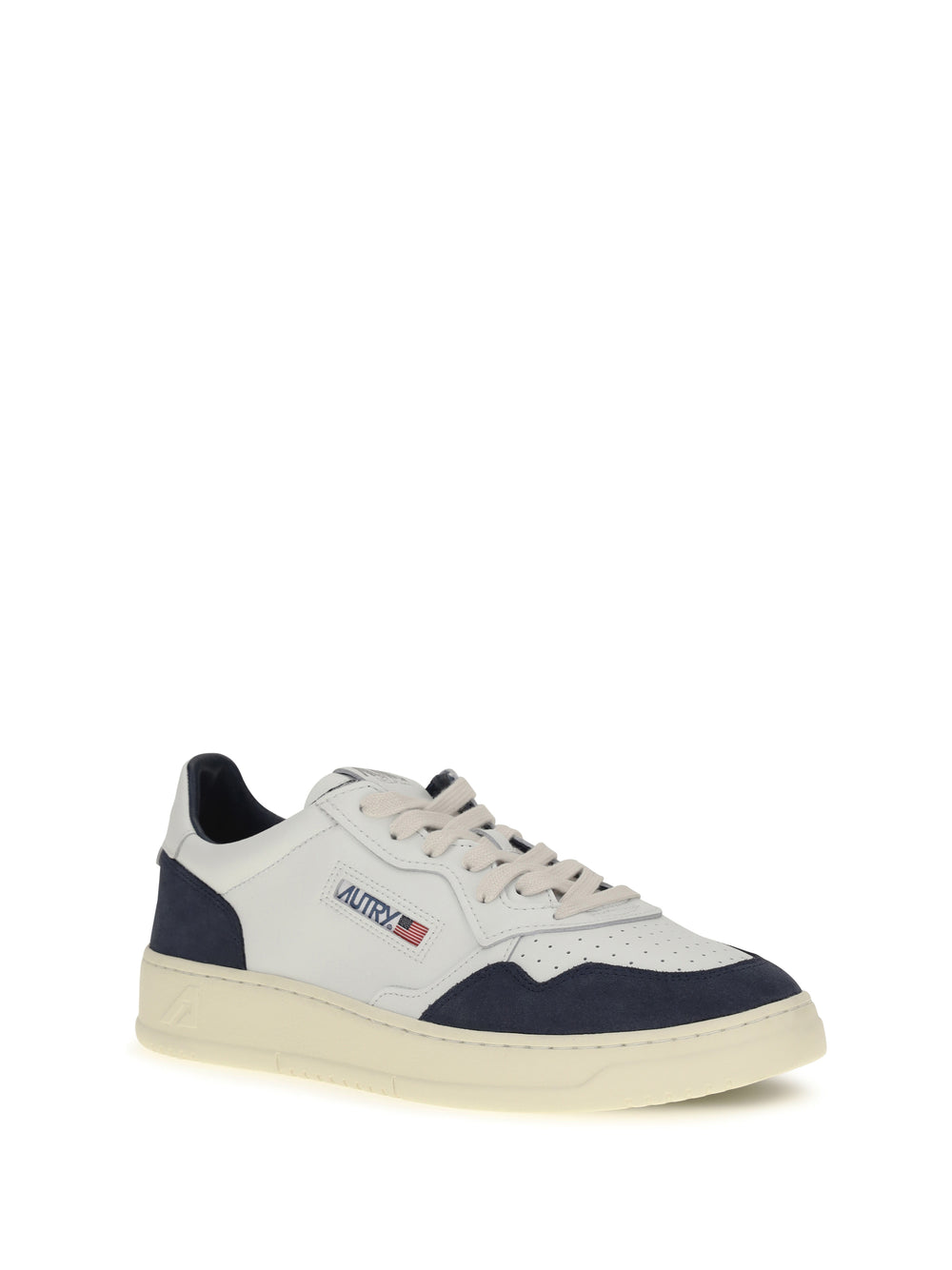 Medalist Low Sneakers 2