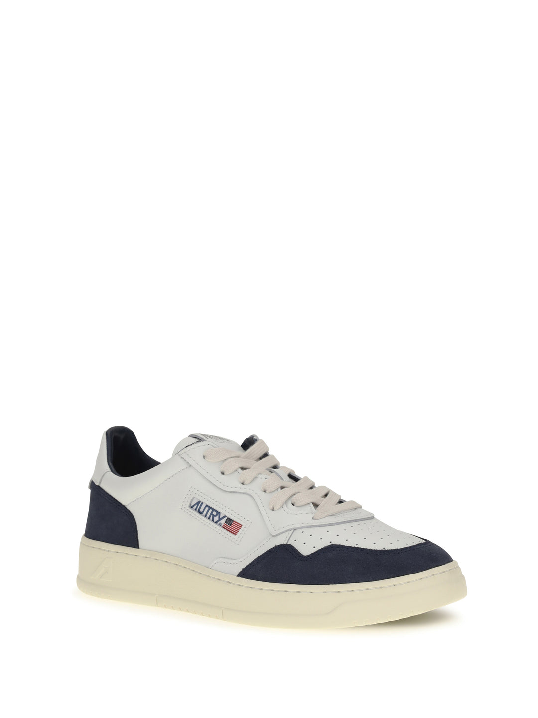 Medalist Low Sneakers 2