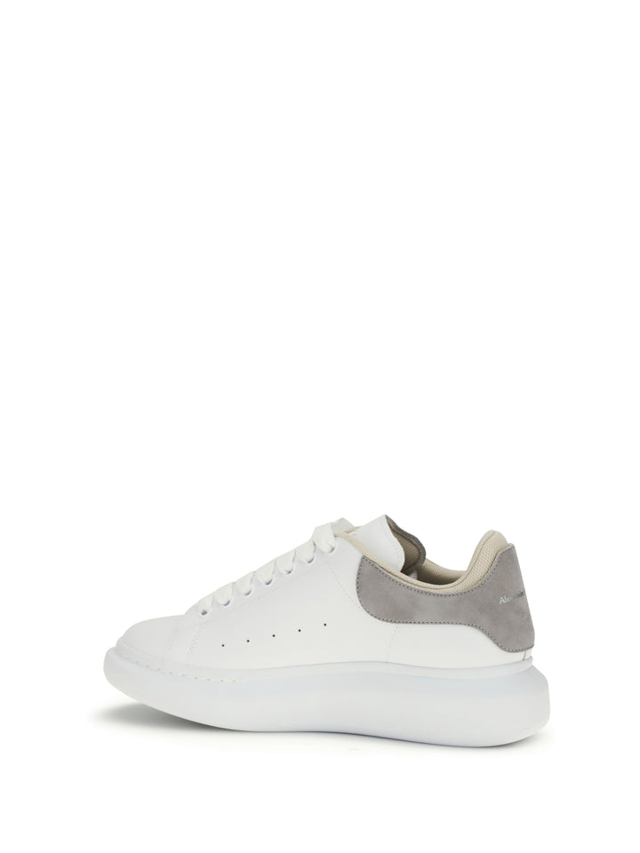 Oversized Sneakers with suede heel tab 3