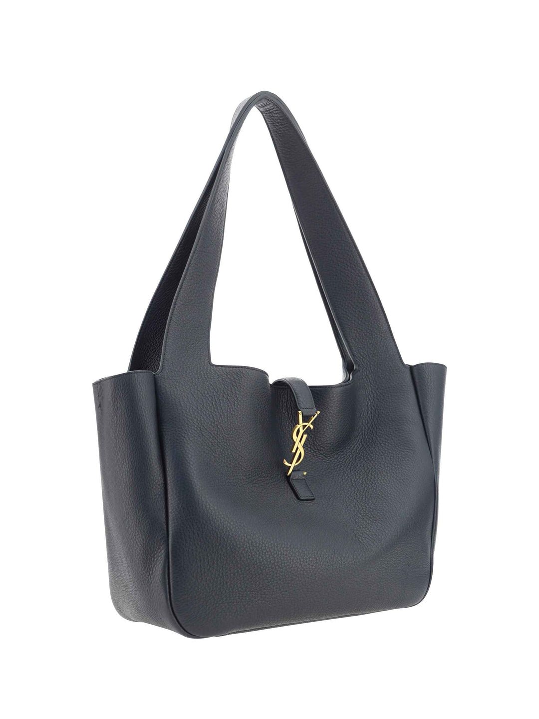 Le 5 À 7 Bea Shoulder Bag