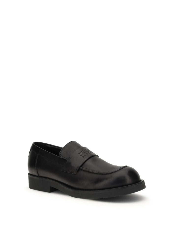Loafers with visible topstitching 2