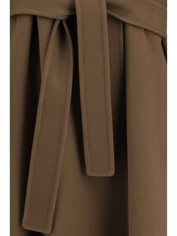Esturia virgin wool Coat
