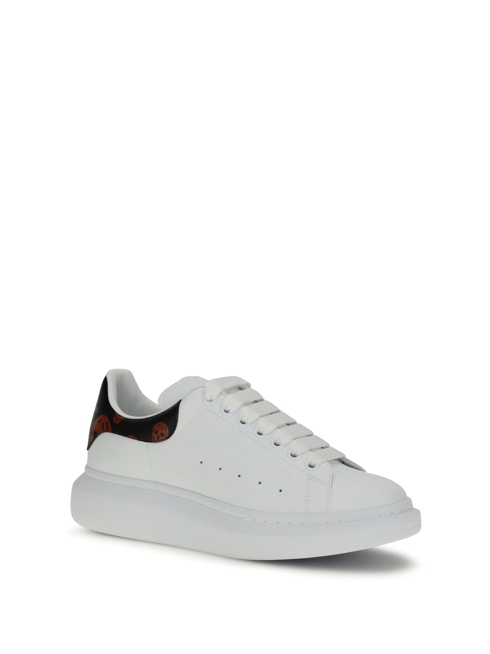 Oversize Sneakers 2