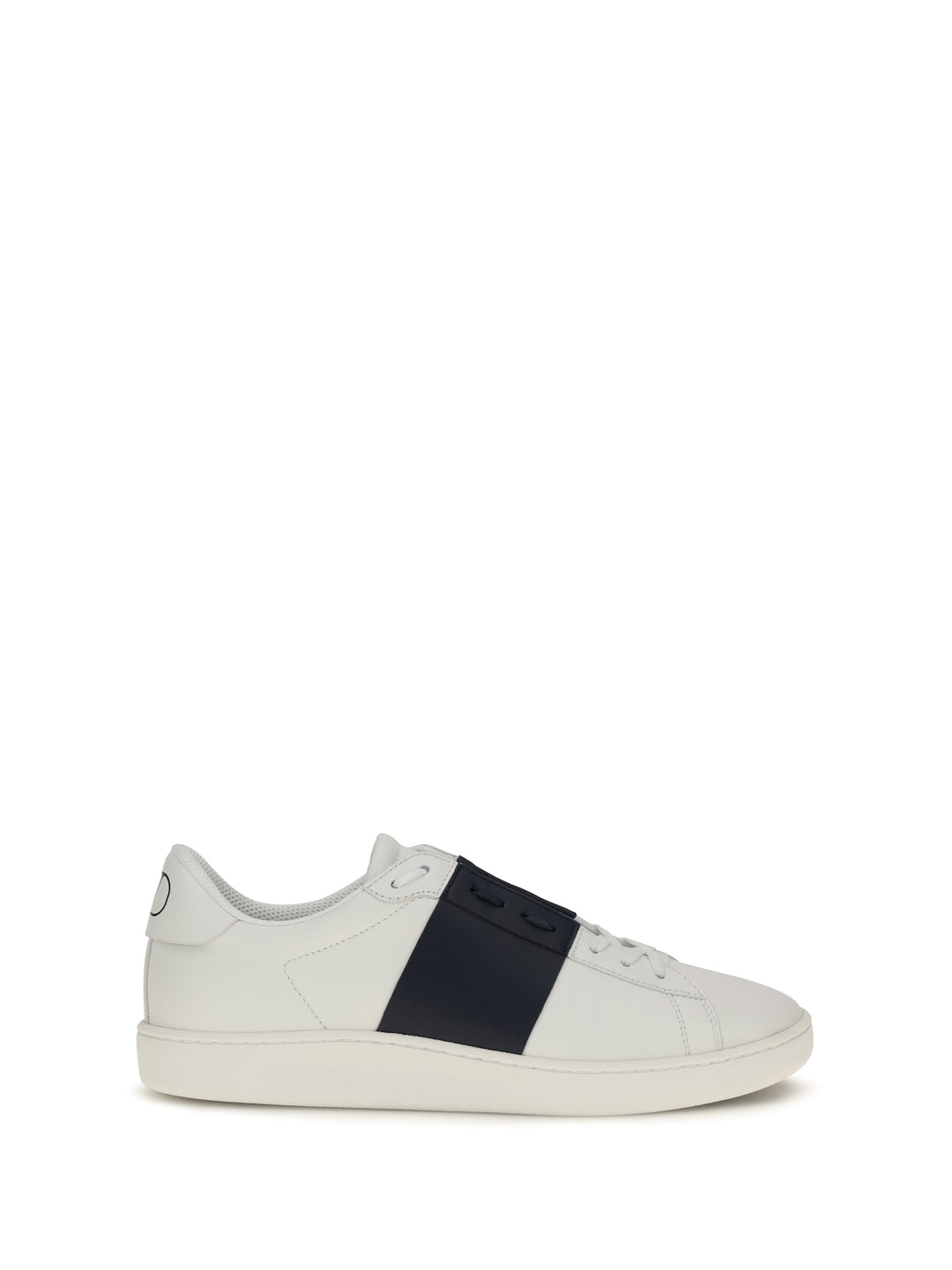 Open Sneakers 1