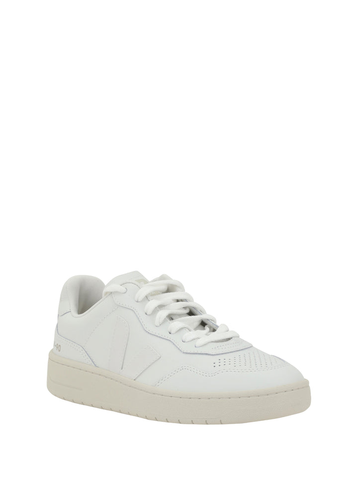 V-90 Sneakers 2