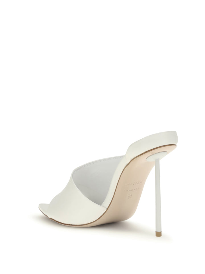 Futura Sandals 3
