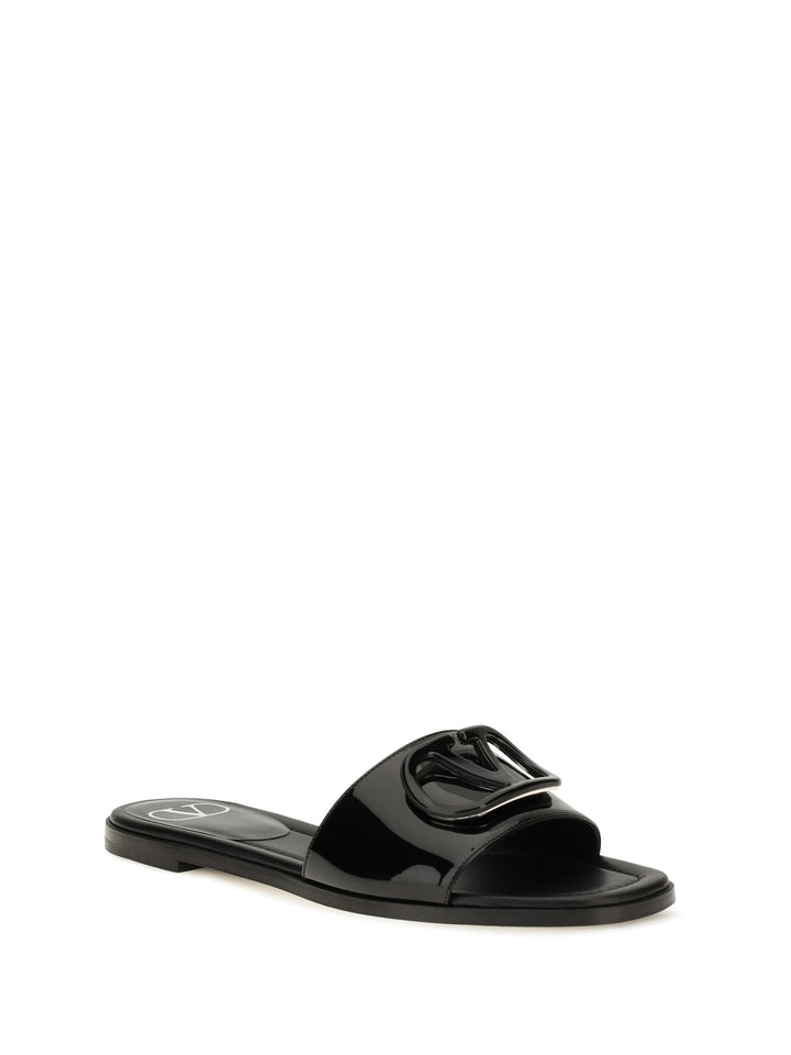 VLogo patent leather Slide Sandals 2