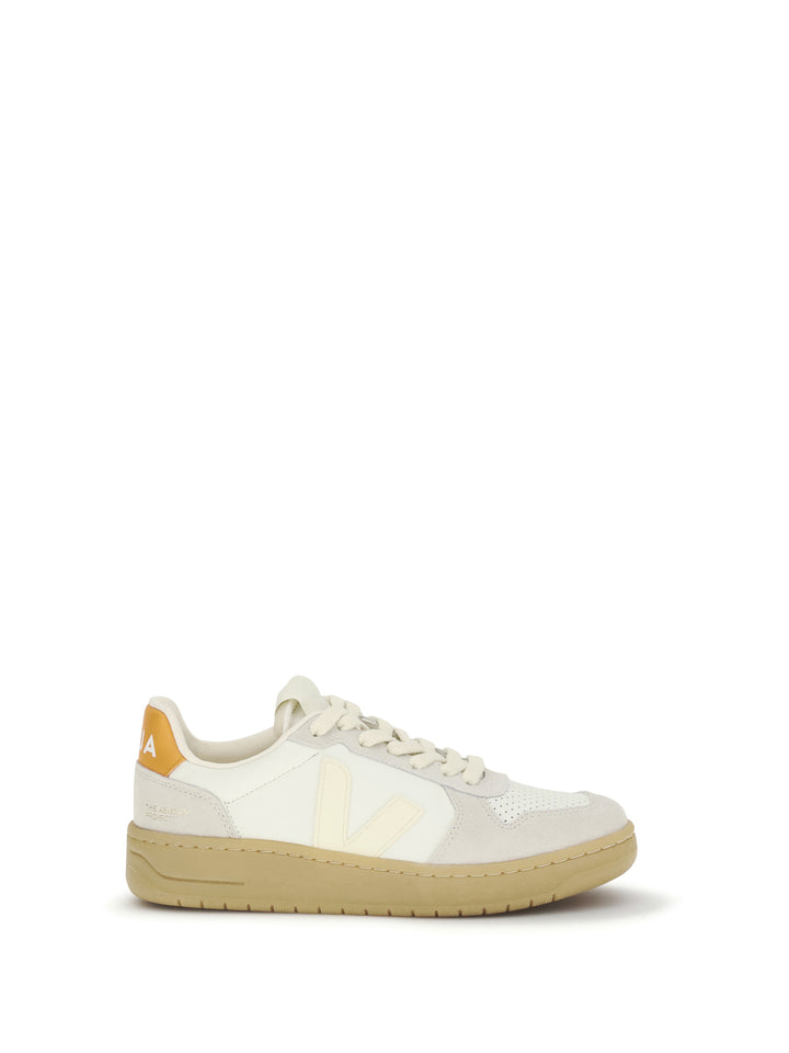 V-82 Sneakers 1
