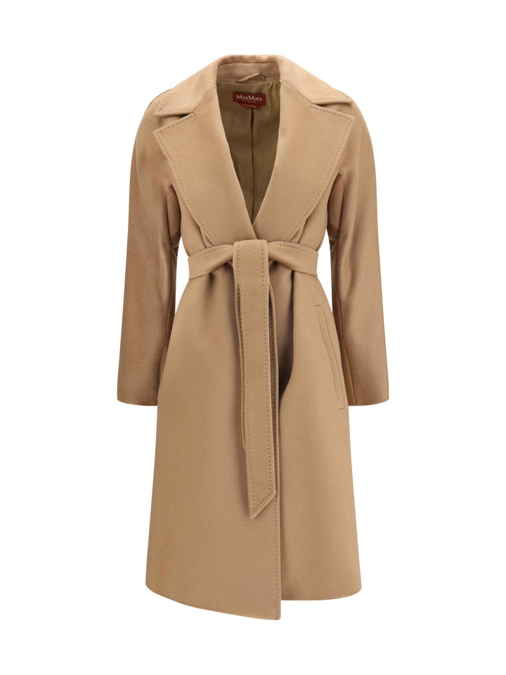 Wool Coat with peak lapels