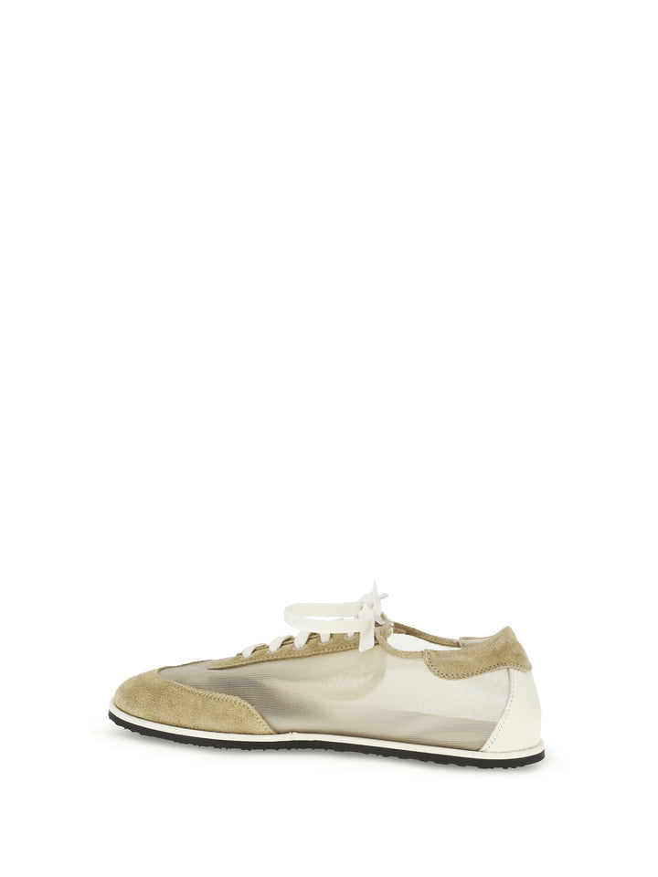 Bella Sneakers 3