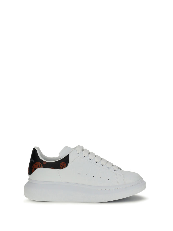 Oversize Sneakers 1