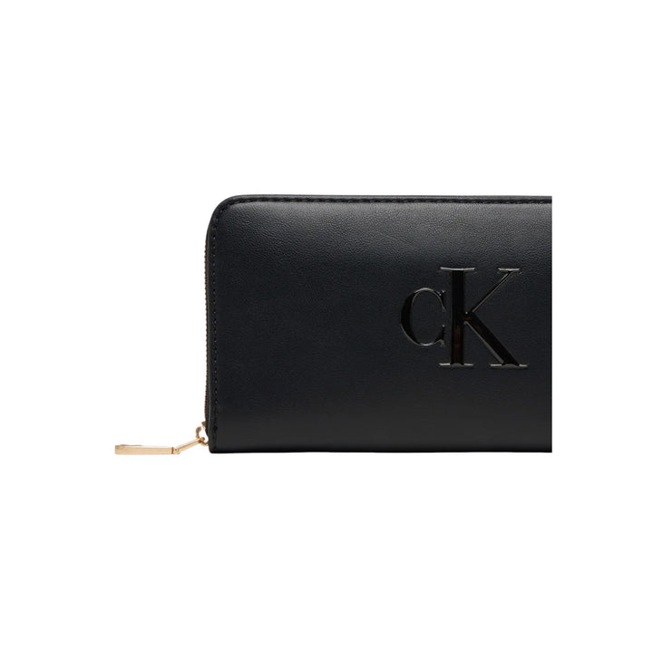 Calvin Klein Women Wallet