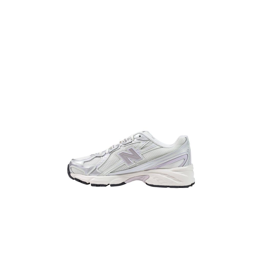 New Balance Women Sneakers