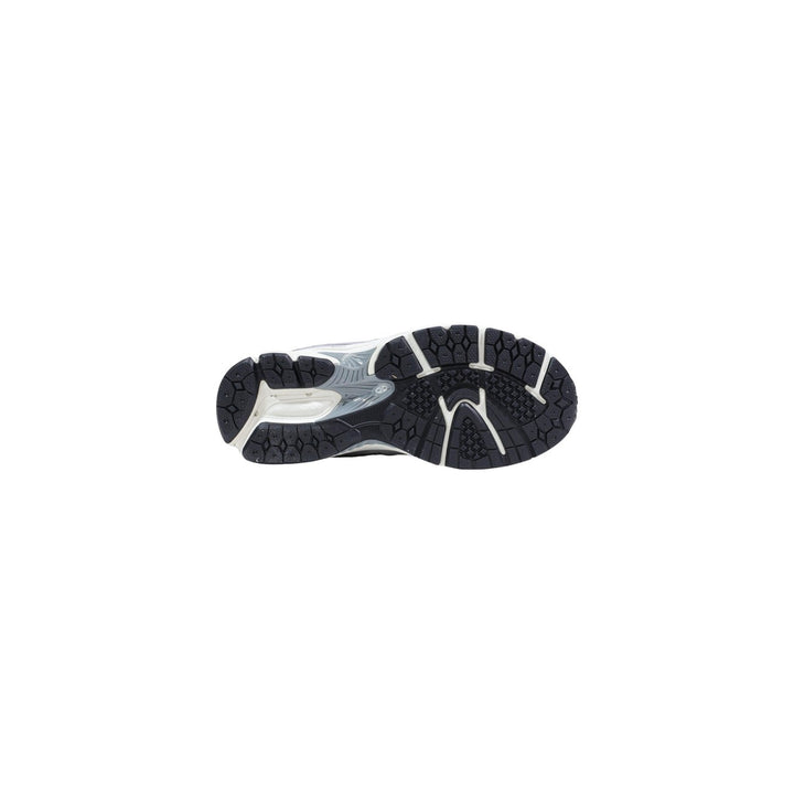 New Balance Women Sneakers