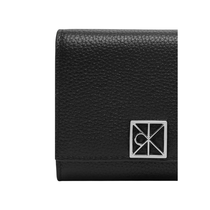 Calvin Klein Women Wallet