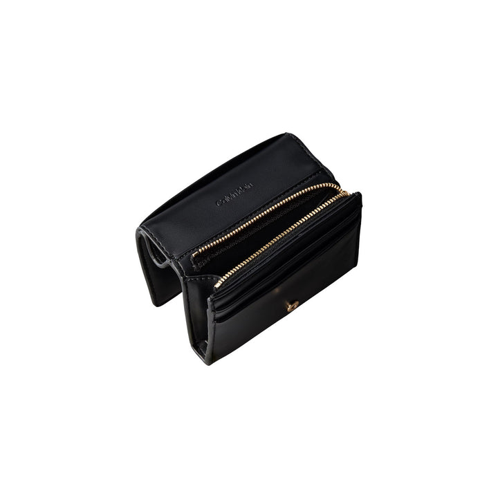 Calvin Klein Women Wallet
