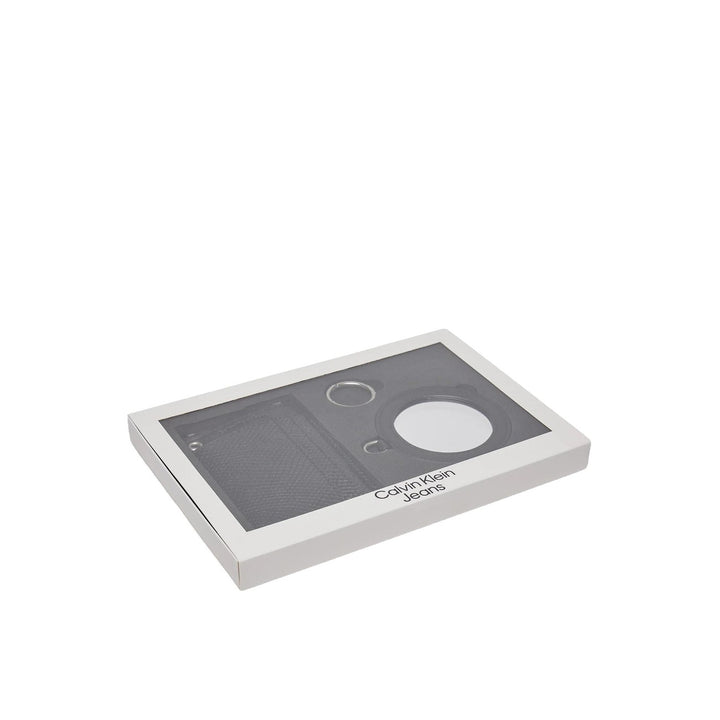 Calvin Klein Jeans Women Wallet
