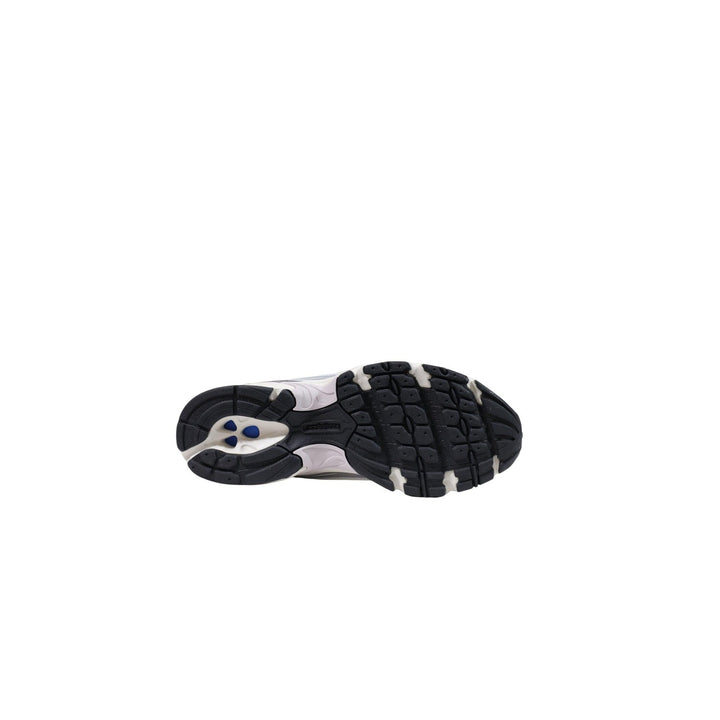 New Balance Women Sneakers