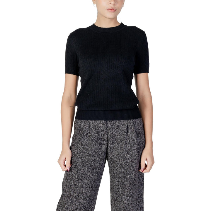 Choral Knitwear in white