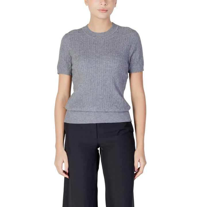 Choral Knitwear in white