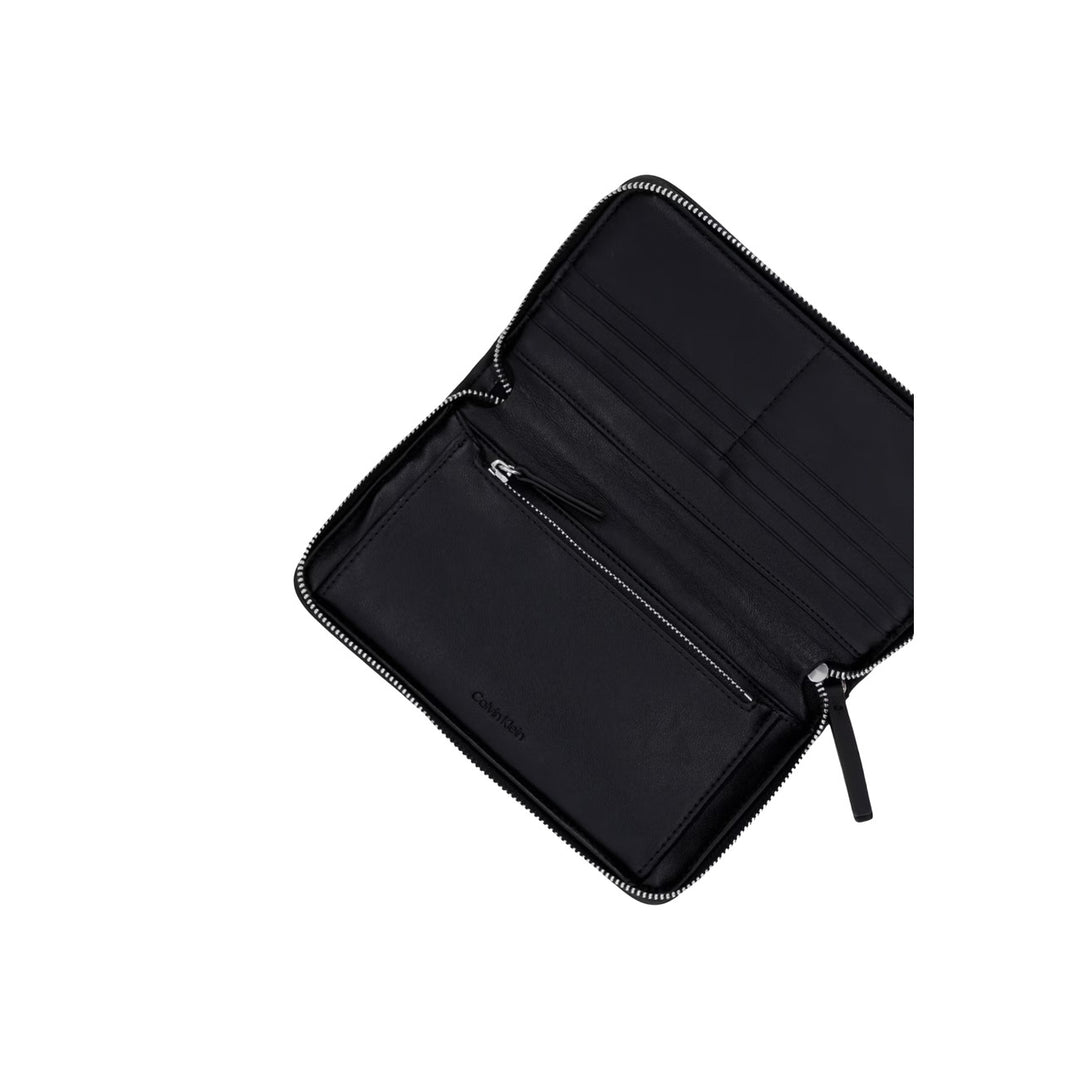 Calvin Klein Women Wallet