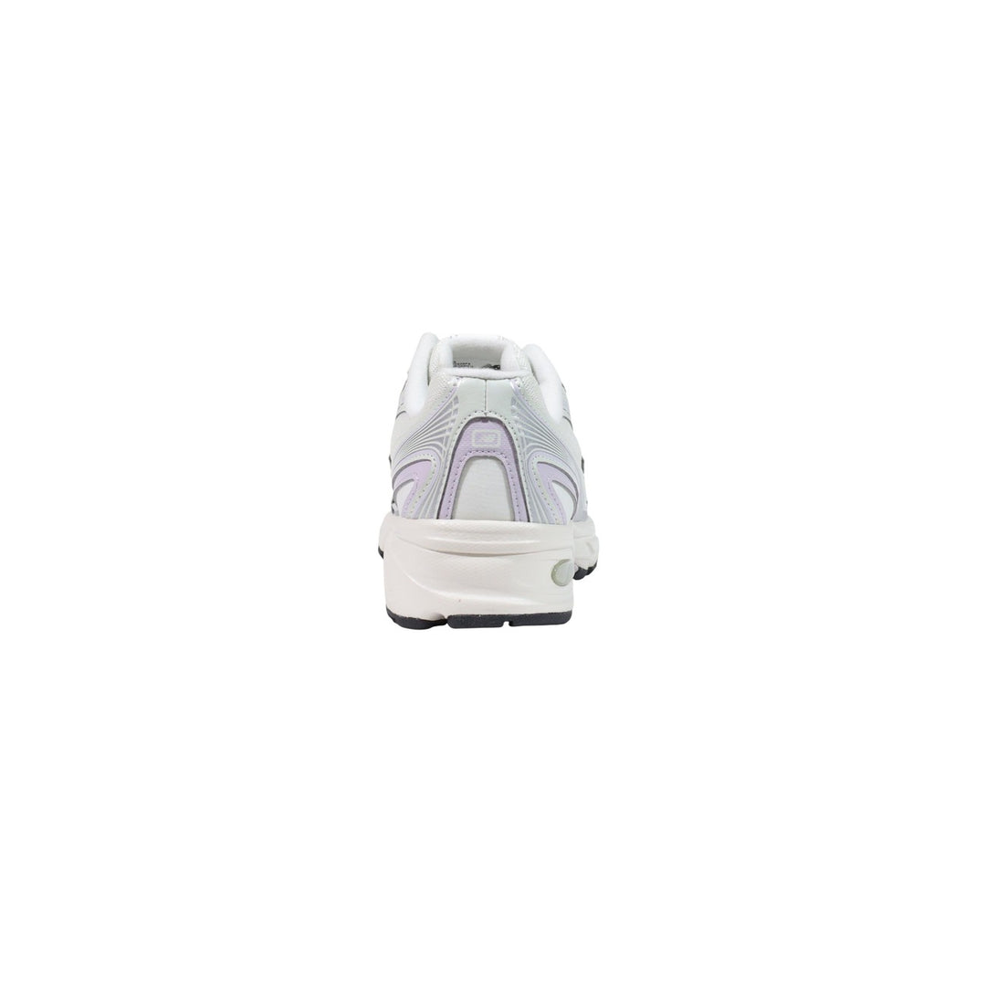 New Balance Women Sneakers