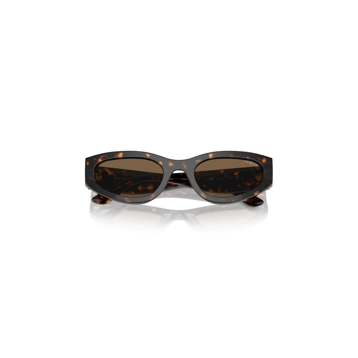 Vogue Eyewear Sunglasses in brown SYNC2FASHION-2477817