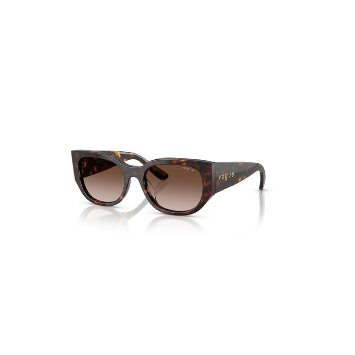 Vogue Eyewear Sunglasses in brown SYNC2FASHION-2477819